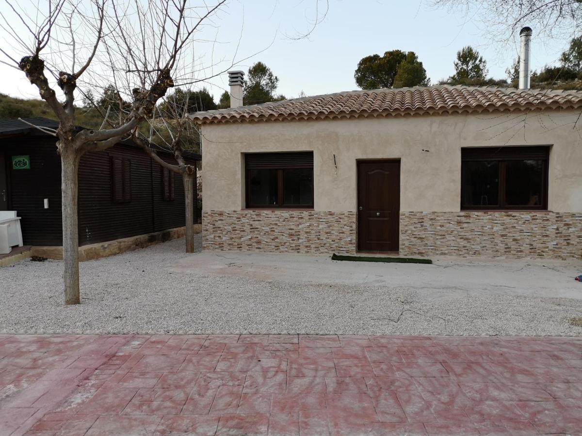 Casas Rurales Huerto Del Abuelito Valdeganga Exterior foto